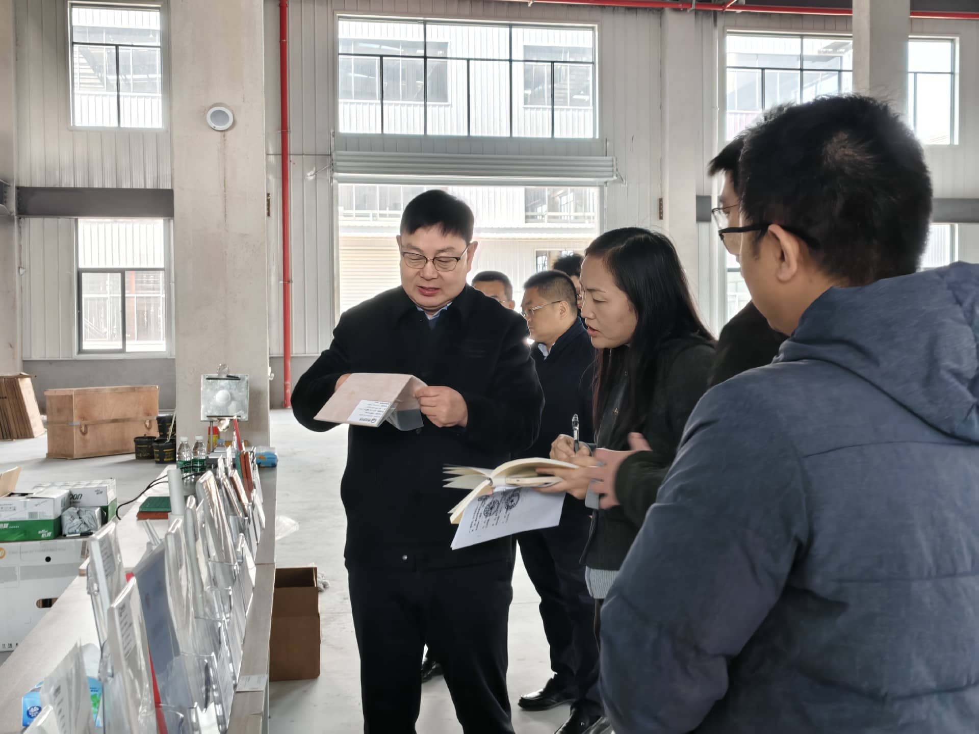 元凝新材料有限公司接待邗江工信局副局长许明婧一行莅临指导